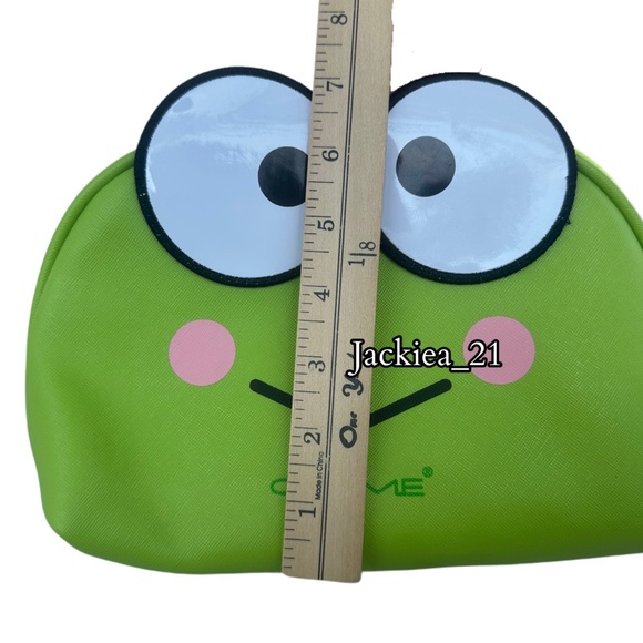 💙❤️ Creme X Sanrio Keroppi Cosmetic Bag - Picture 4 of 6